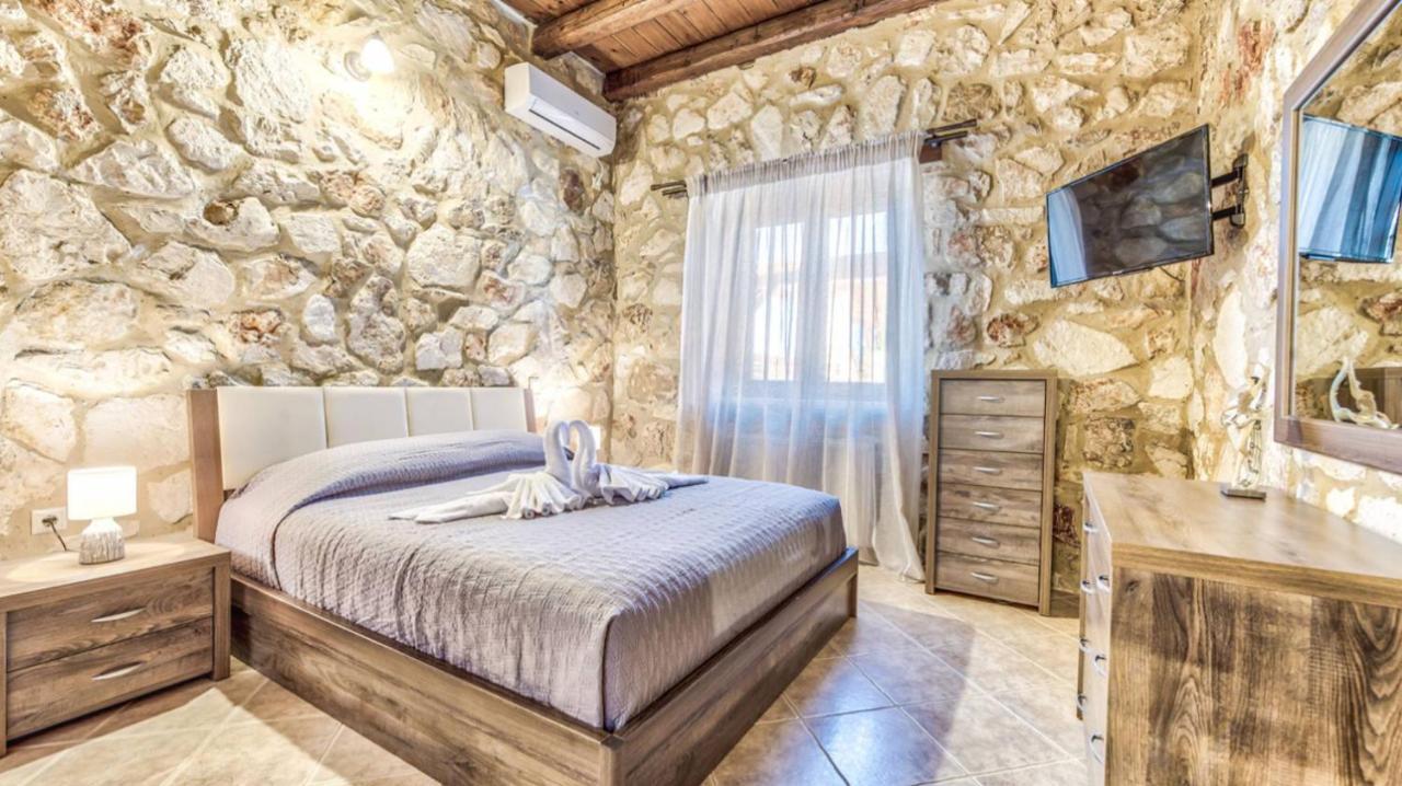 Zante Poolside Paradise - La Vite Stone Villa Kalipadhon Ngoại thất bức ảnh